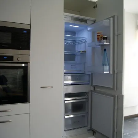 Victoria-T2-41M2-Balcon, Wifi, Linge, Produits, Menage Inclus Apartment Reims Exterior photo