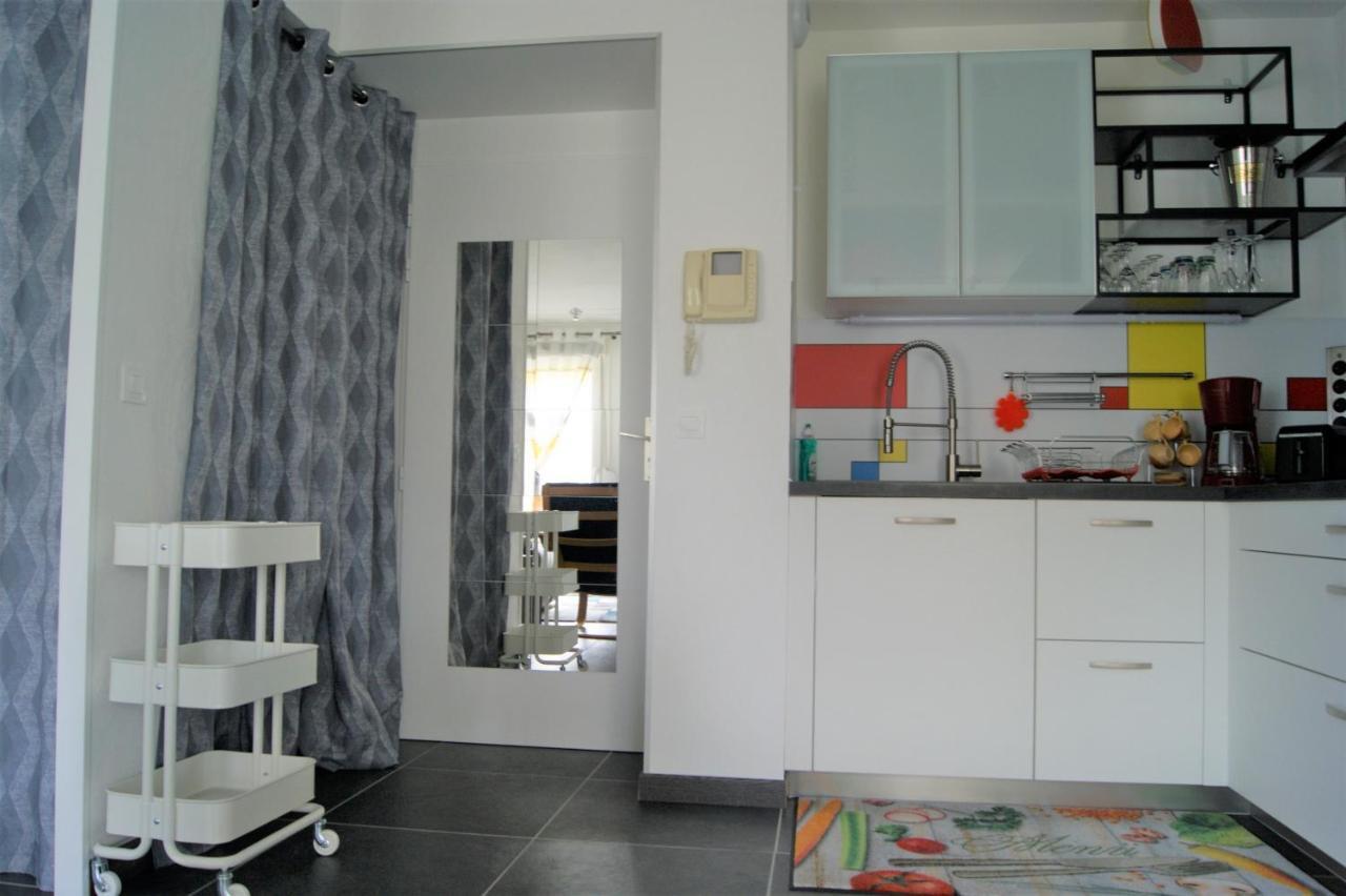 Appartement Victoria-t2-41m2-balcon, Wifi, Linge, Produits, Ménage Inclus *