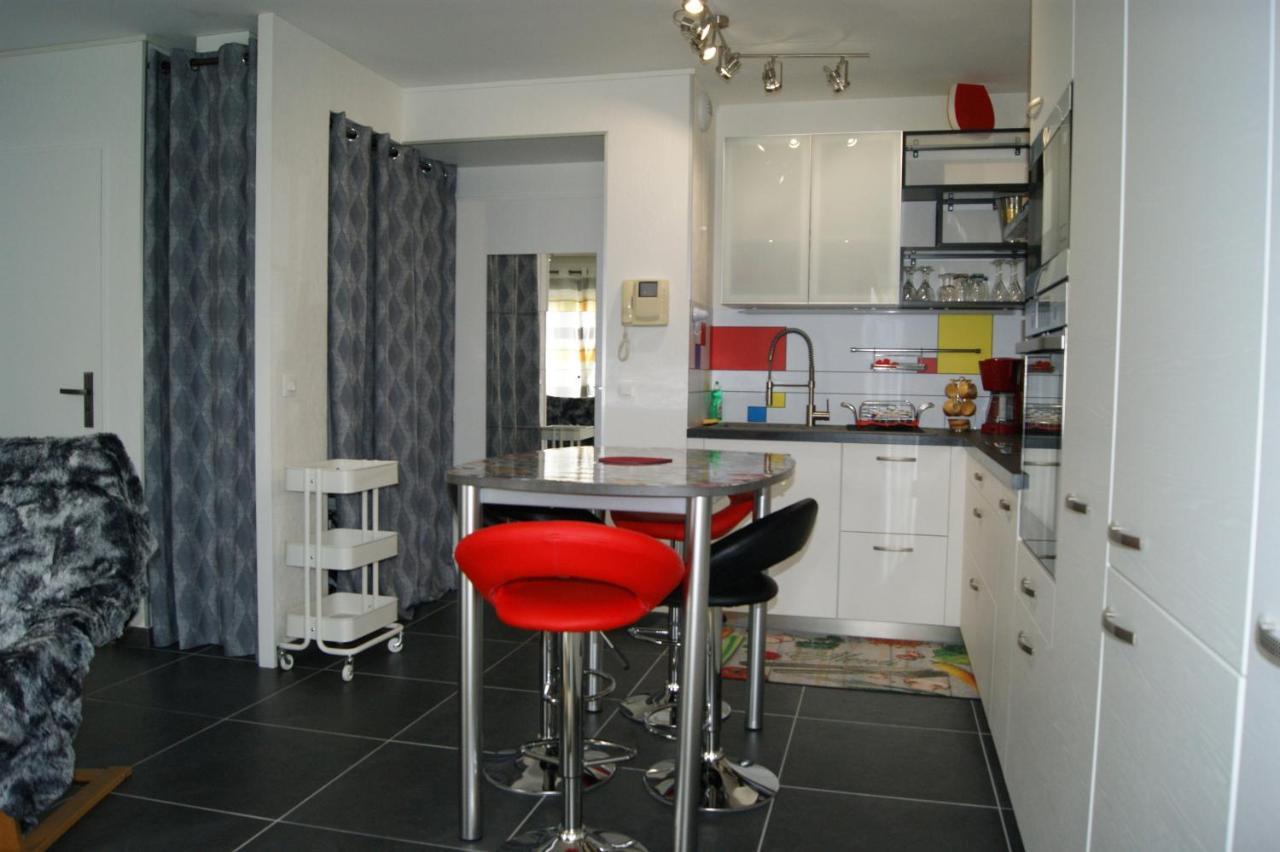 Victoria-t2-41m2-balcon, Wifi, Linge, Produits, Menage Inclus Apartment