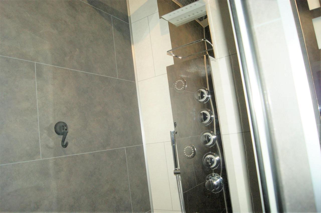 Victoria-t2-41m2-balcon, Wifi, Linge, Produits, Menage Inclus Apartment Reims