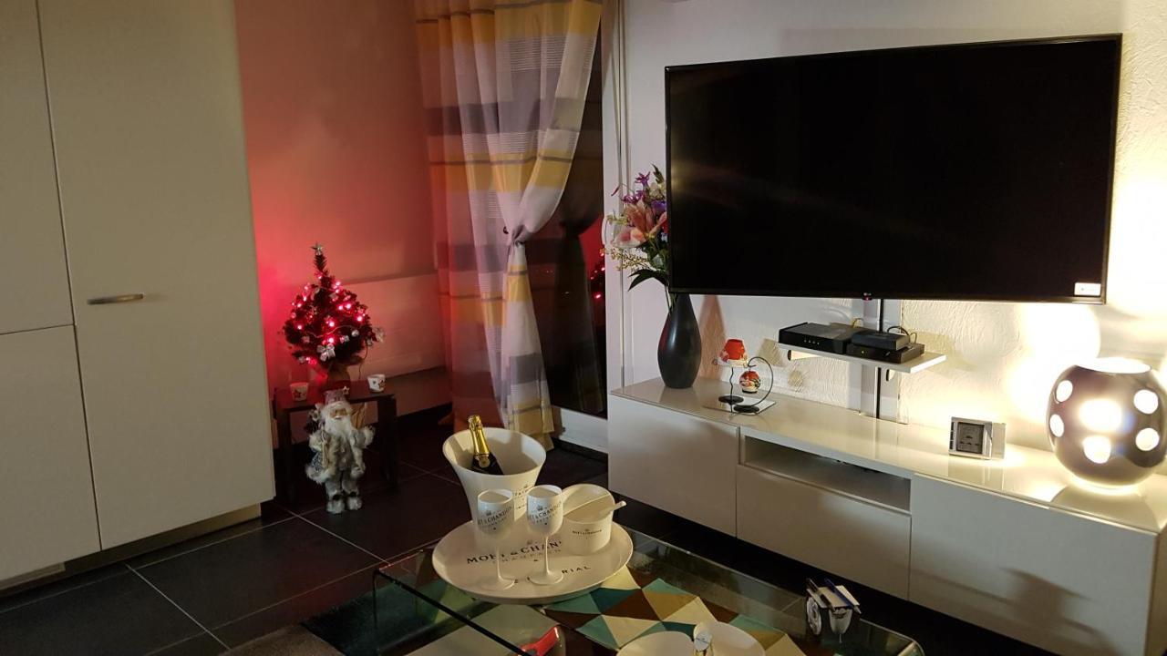 Victoria-t2-41m2-balcon, Wifi, Linge, Produits, Menage Inclus Apartment